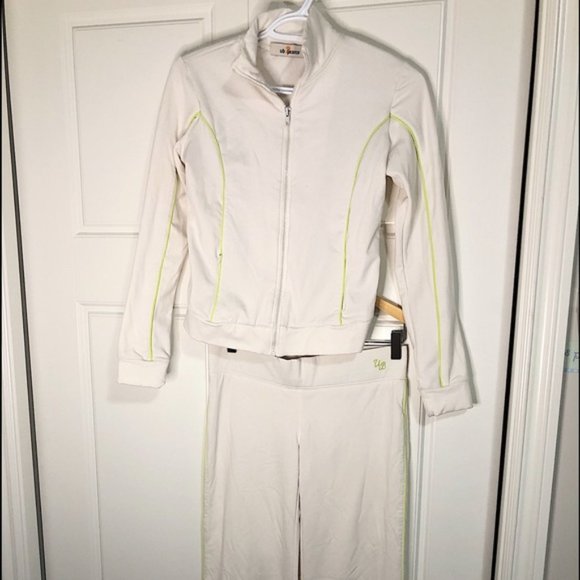 UB Jean White Front Zipper Pocket Small Jacket - Picture 13 of 16